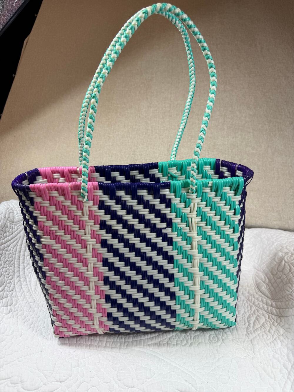 Women's Purple Pink Plastic Basketweave Purse Tote Handbag Beach Casual Bag